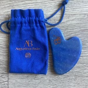 NEW AUGUSTINUS BADDER BLUE JASPER FACE GUASHA WITH CARRYNG POUCH